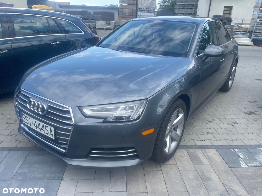 Audi A4 Limousine - 1