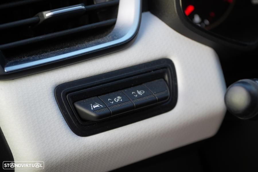 Renault Clio 1.5 Blue dCi Limited - 13