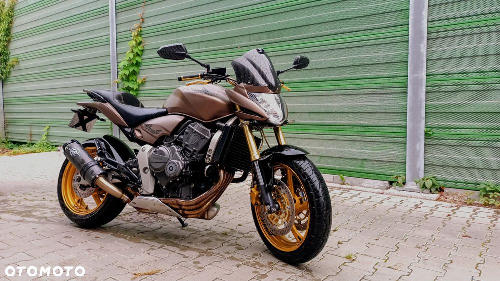 Honda CB - 1