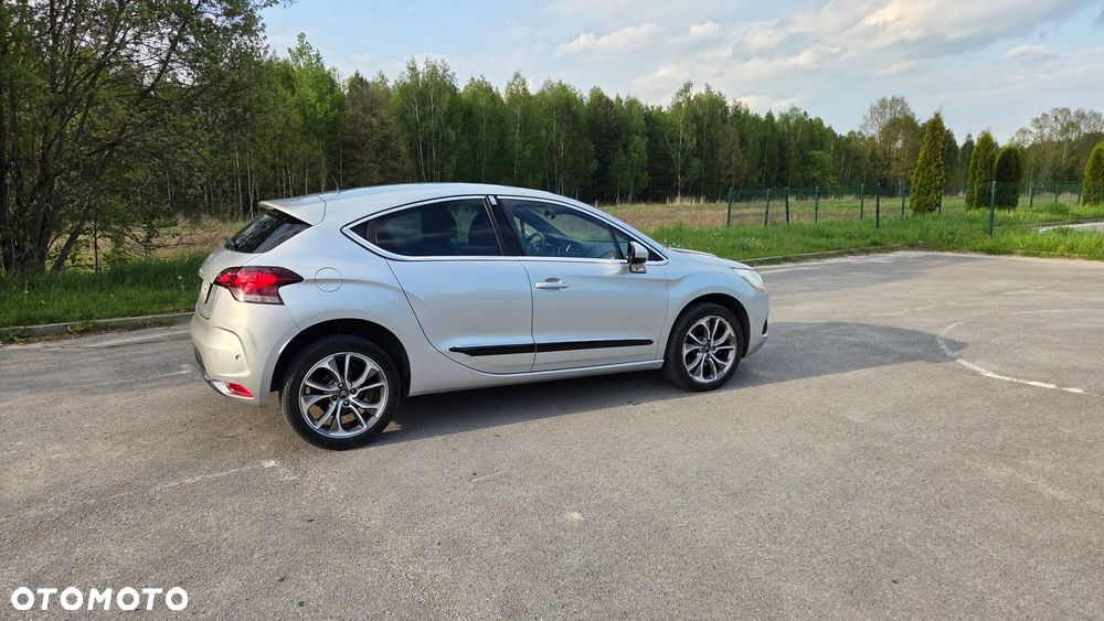 Citroën DS4 HDi 165 Urban Show - 17