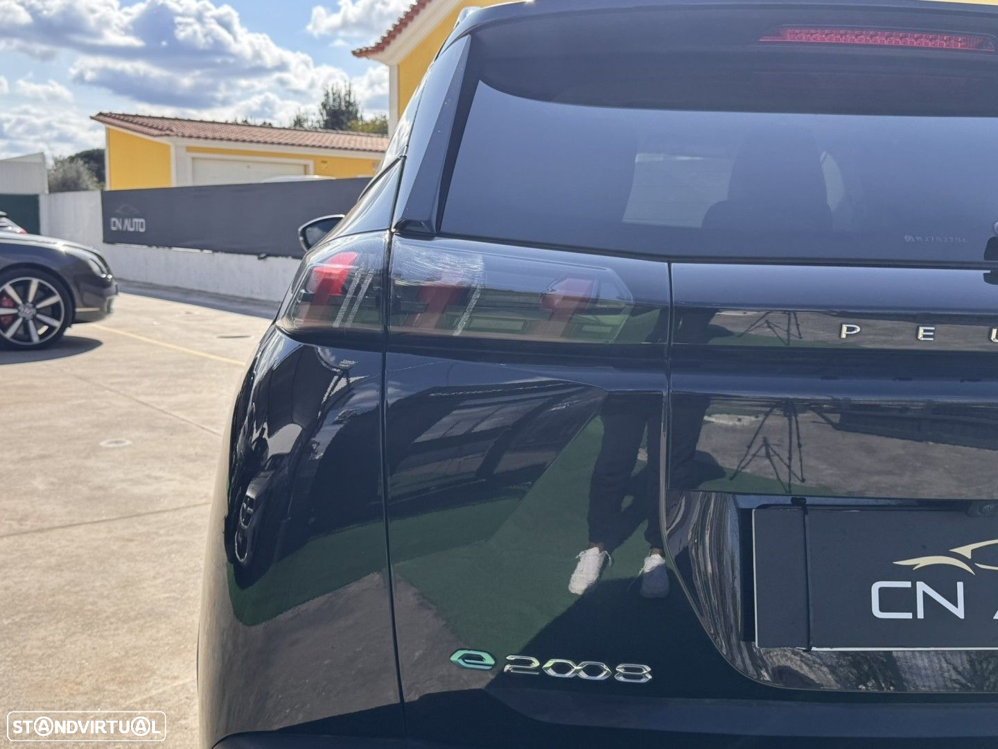 Peugeot e-2008 50 kWh Active Pack - 9