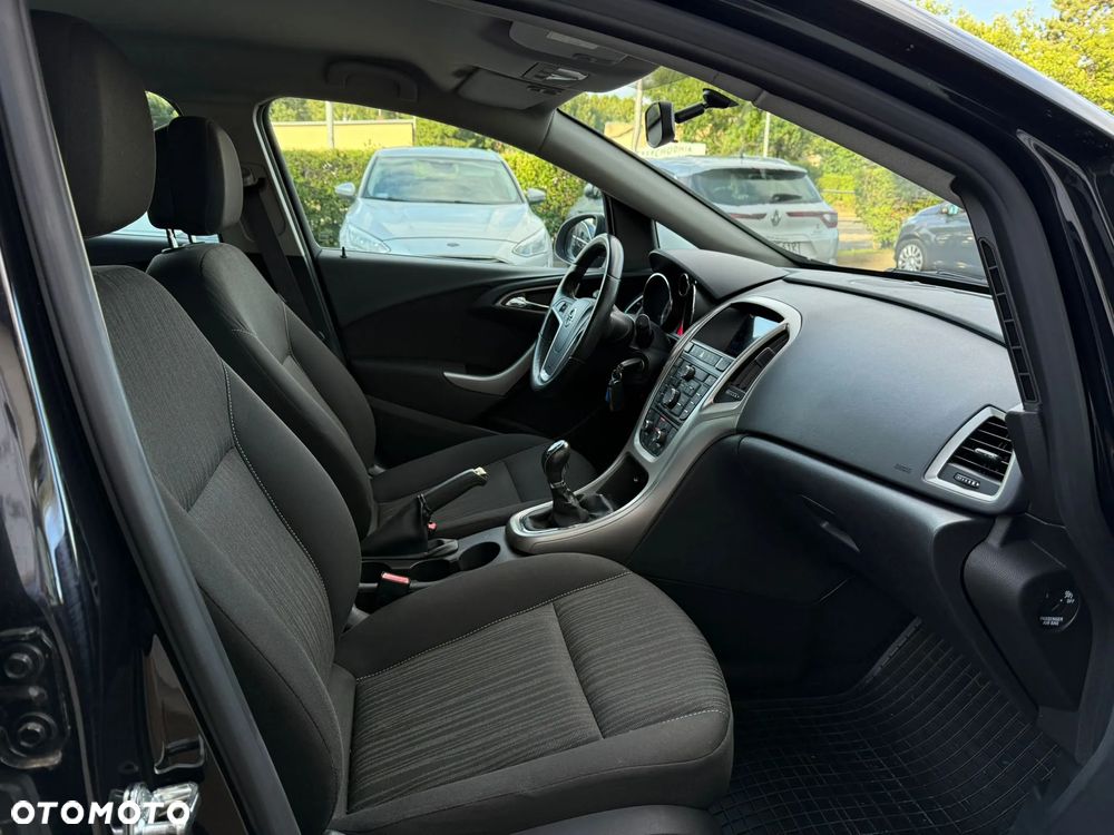 Opel Astra 1.4 Turbo Cosmo - 34