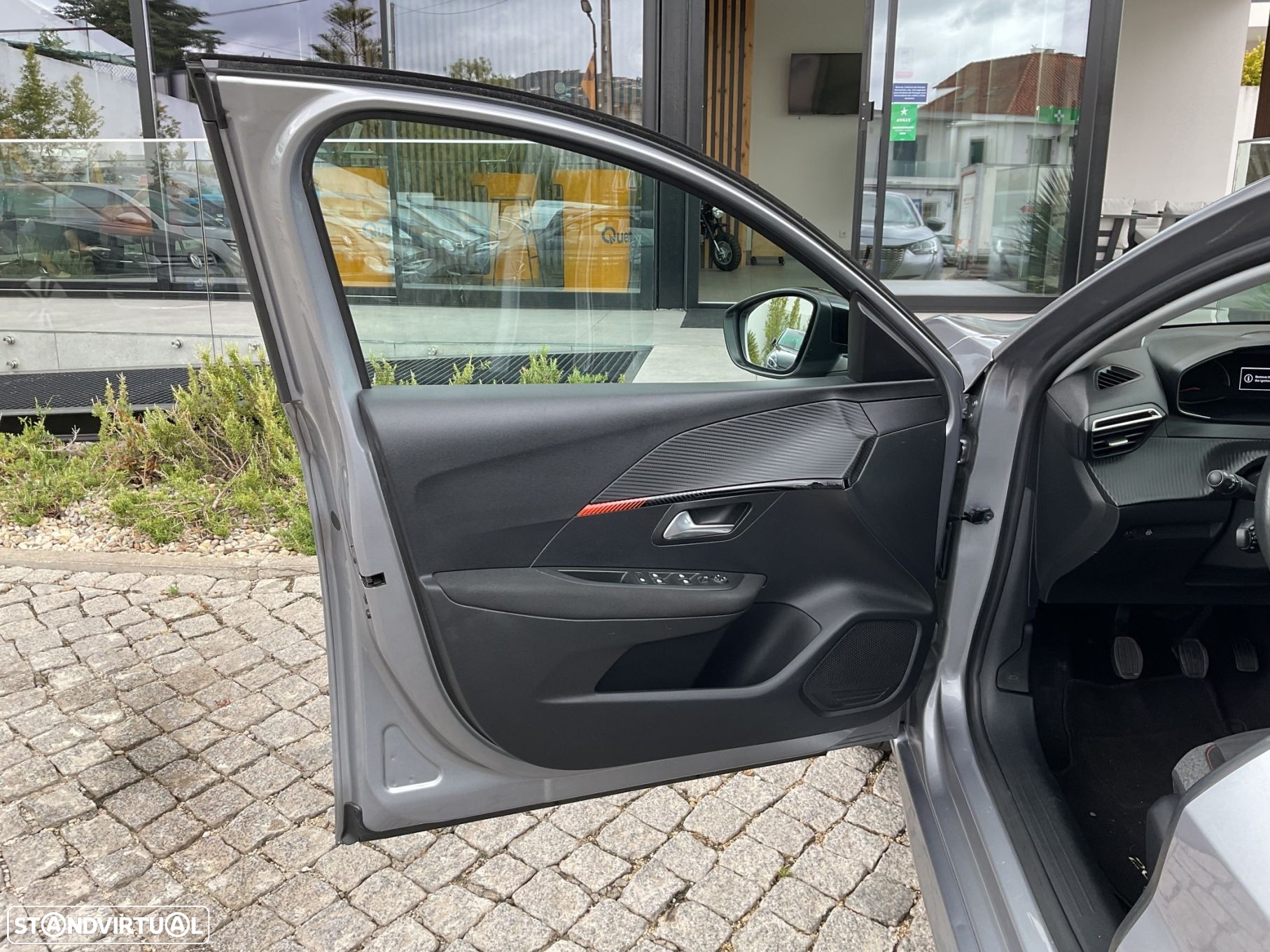 Peugeot 208 1.2 PureTech Active - 19
