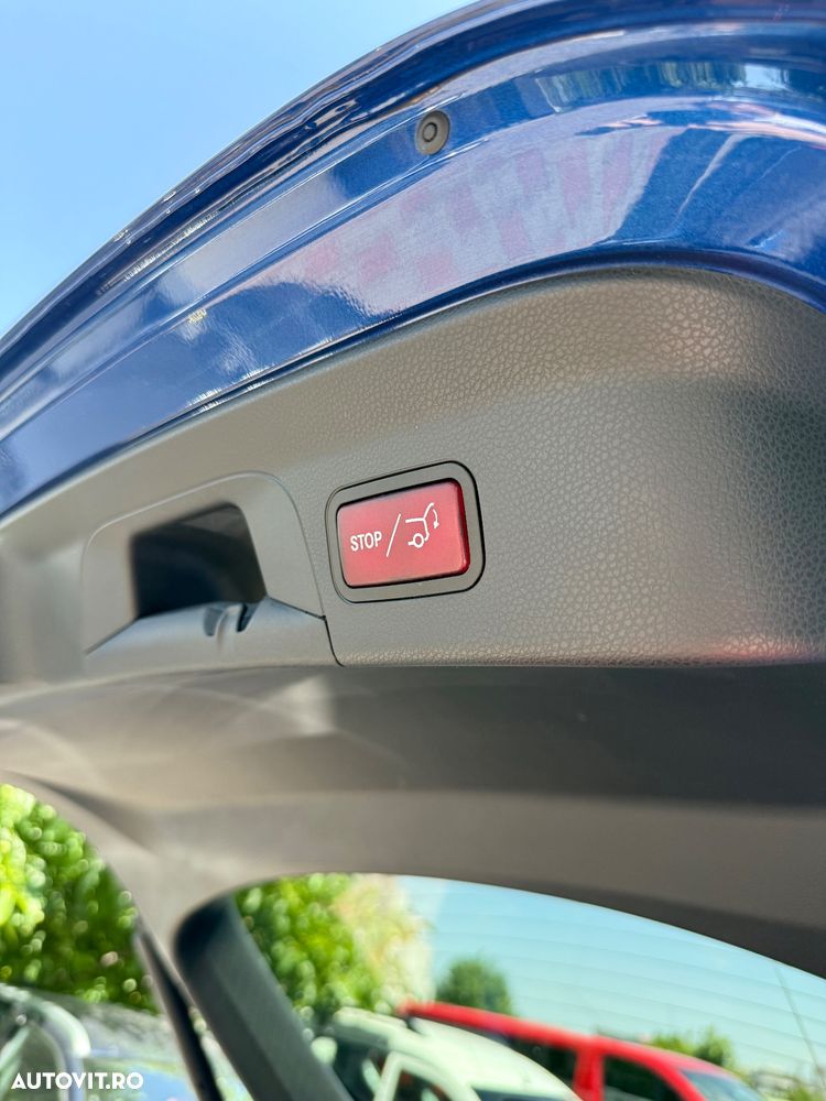 Mercedes-Benz GLC Coupe 300 de 4Matic 9G-TRONIC AMG Line - 31