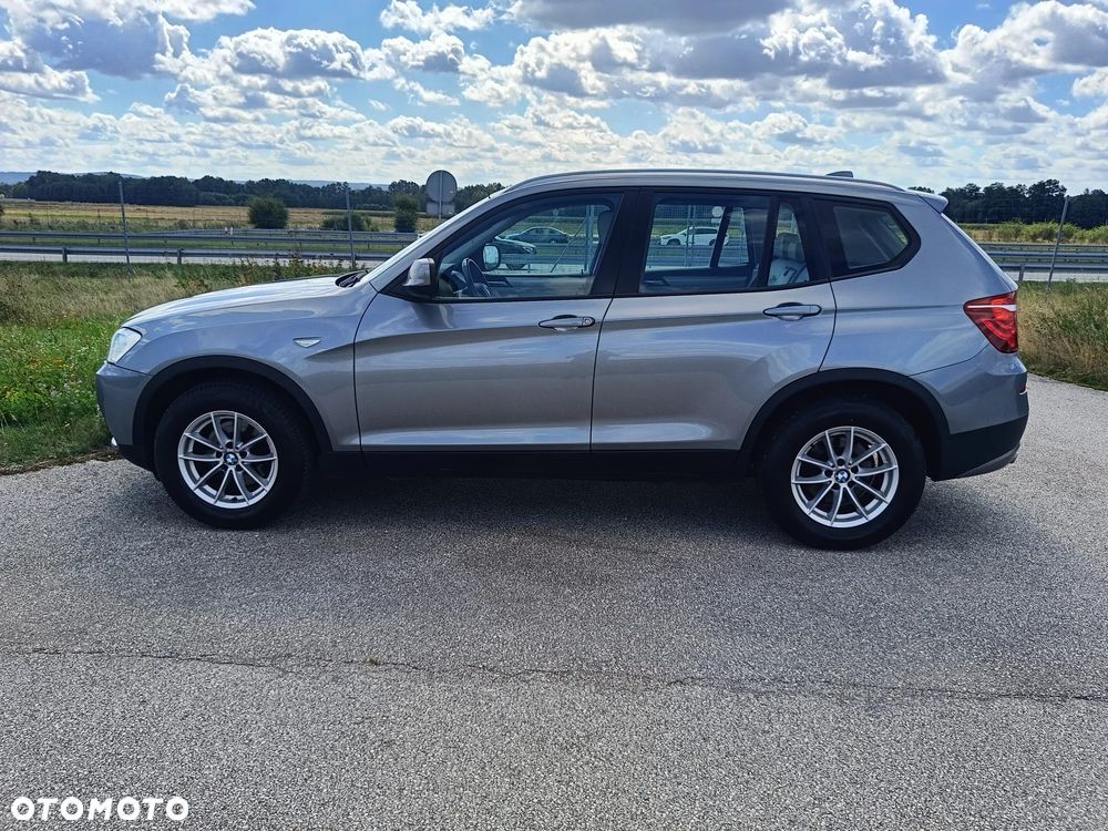 BMW X3 2012 photo 2