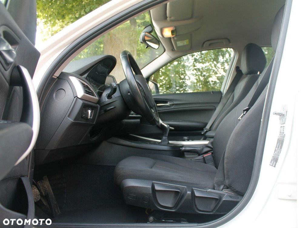 BMW Seria 1 - 14