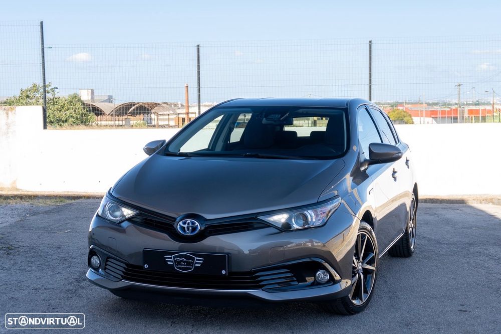 Toyota Auris 1.8 HSD Comfort +P.Sport+Navi - 1