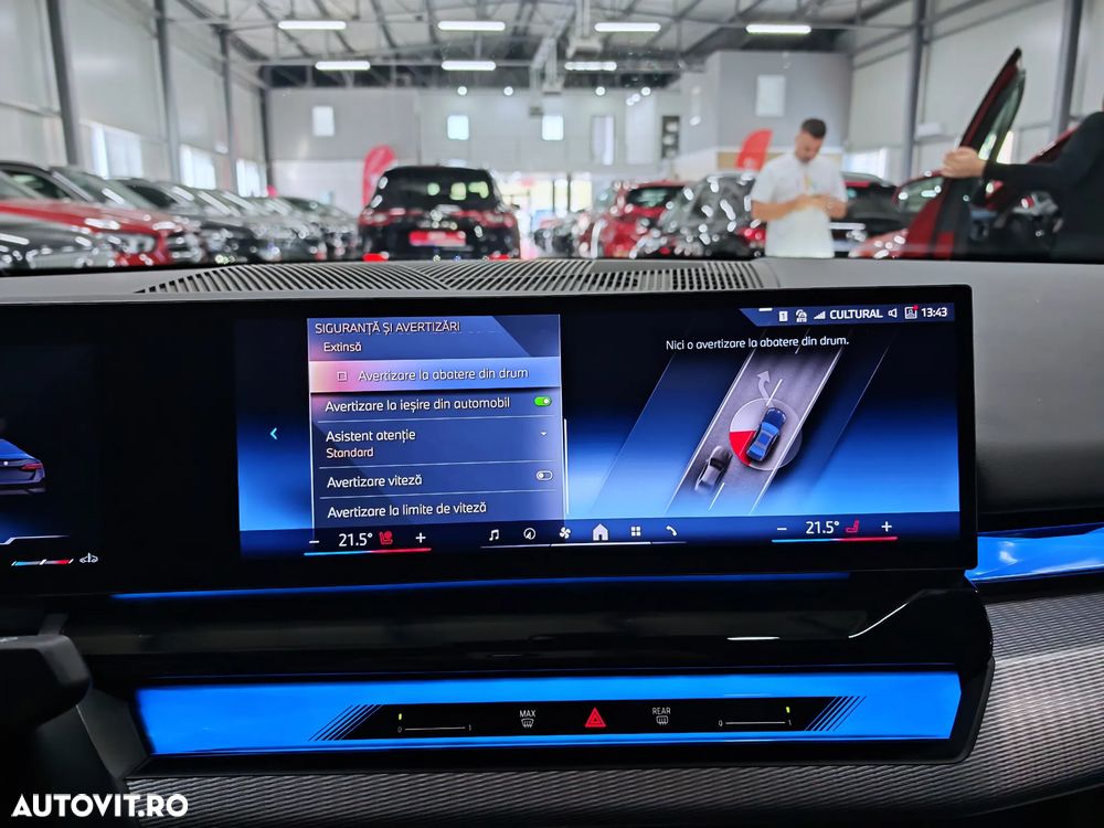 BMW Seria 5 520i AT MHEV - 17