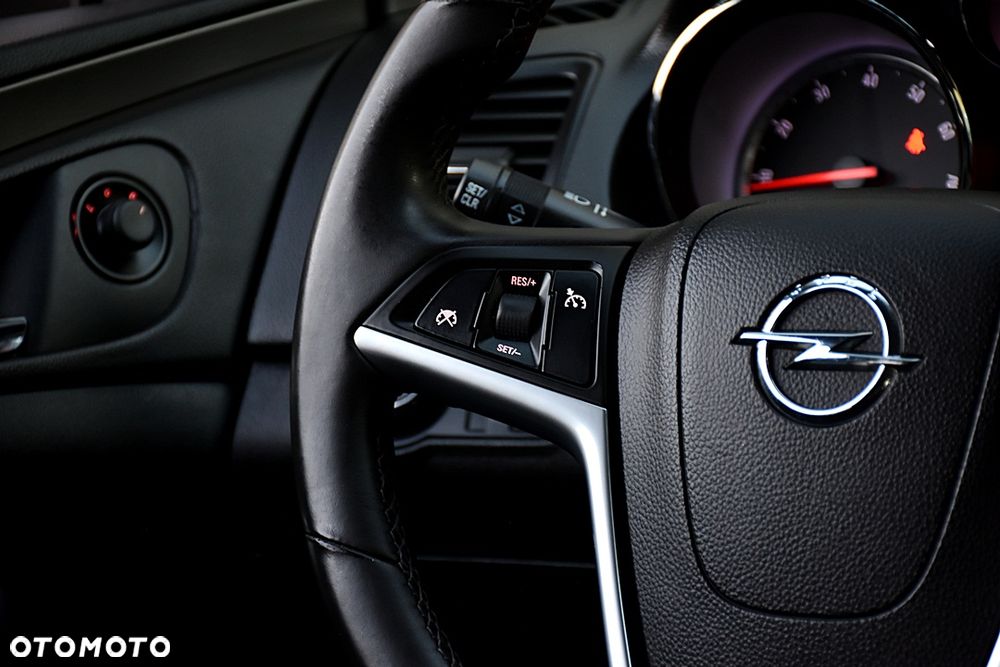 Opel Insignia 2.0 CDTI EcoFLEX Cosmo - 23