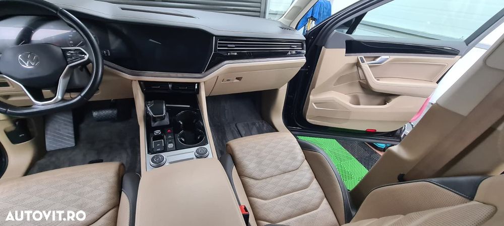 Volkswagen Touareg V6 TDI Elegance - 11