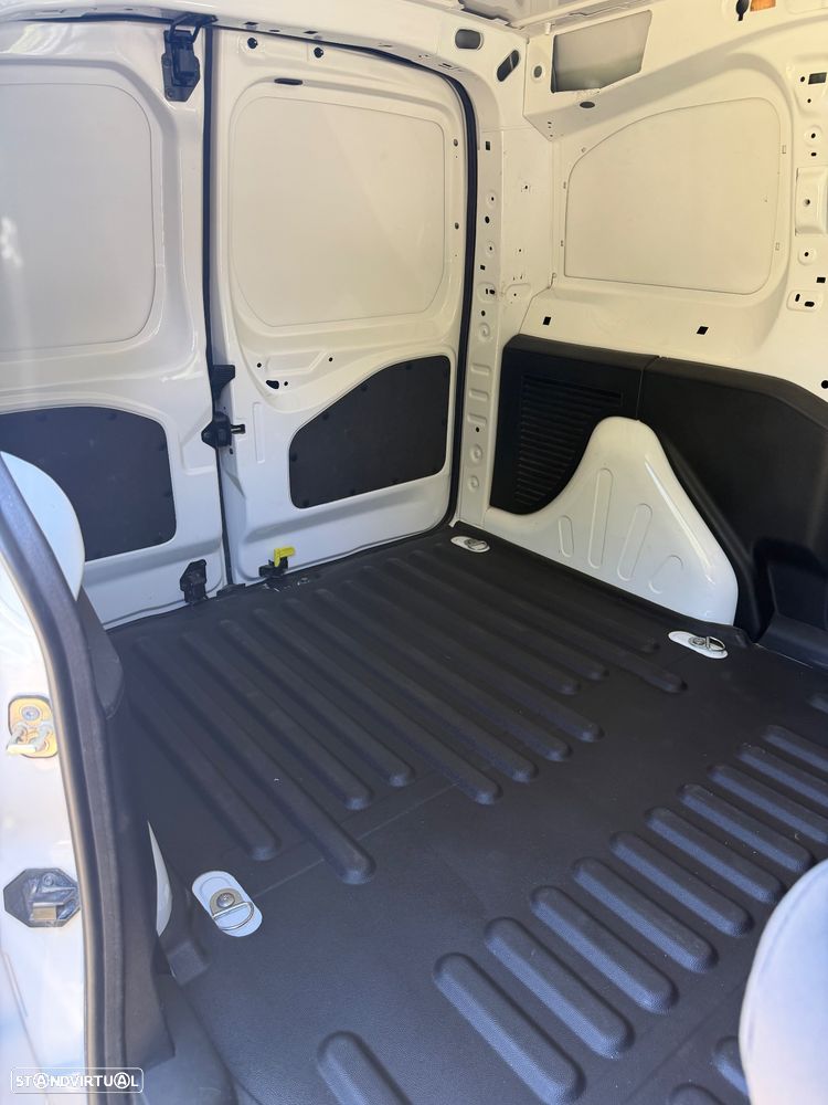 Peugeot Partner 1.6 Hdi Pack Clim - 3 lugares - 18