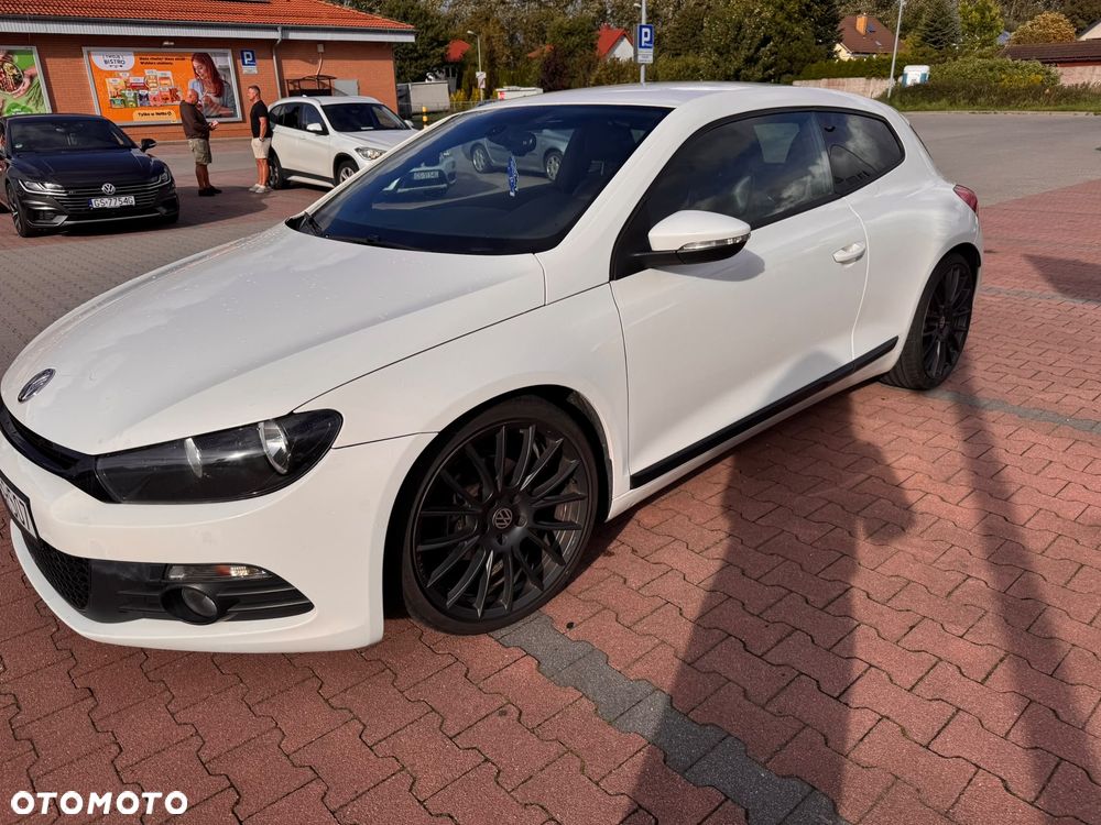 Volkswagen Scirocco 2.0 TDI - 9