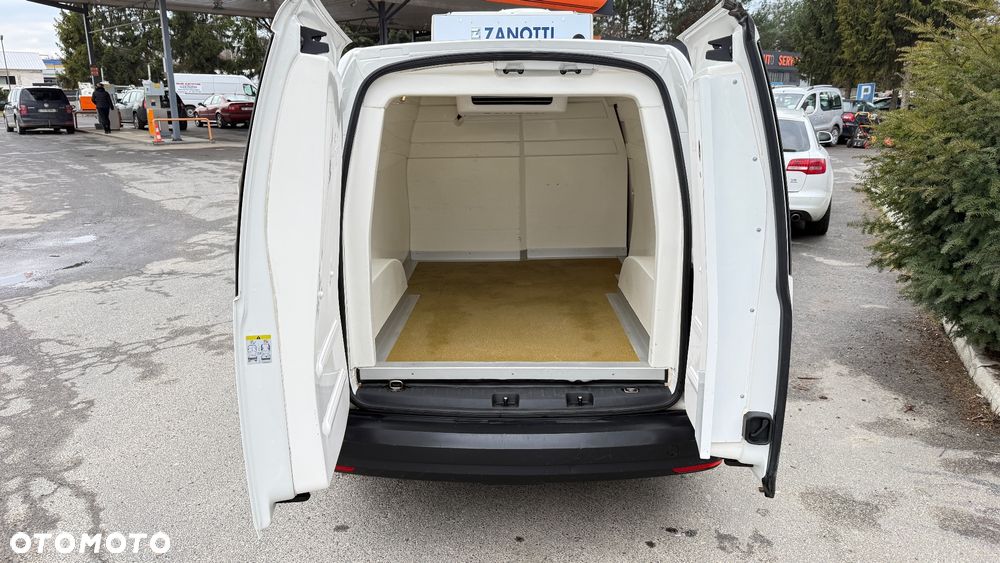 Volkswagen Caddy Maxi - 5