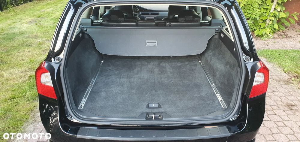 Volvo V70 2.0 Momentum - 16