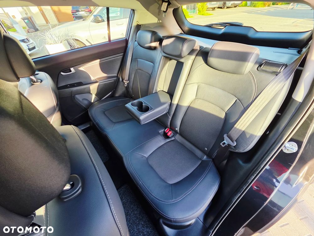Kia Sportage 2.0 CRDI XL - 23