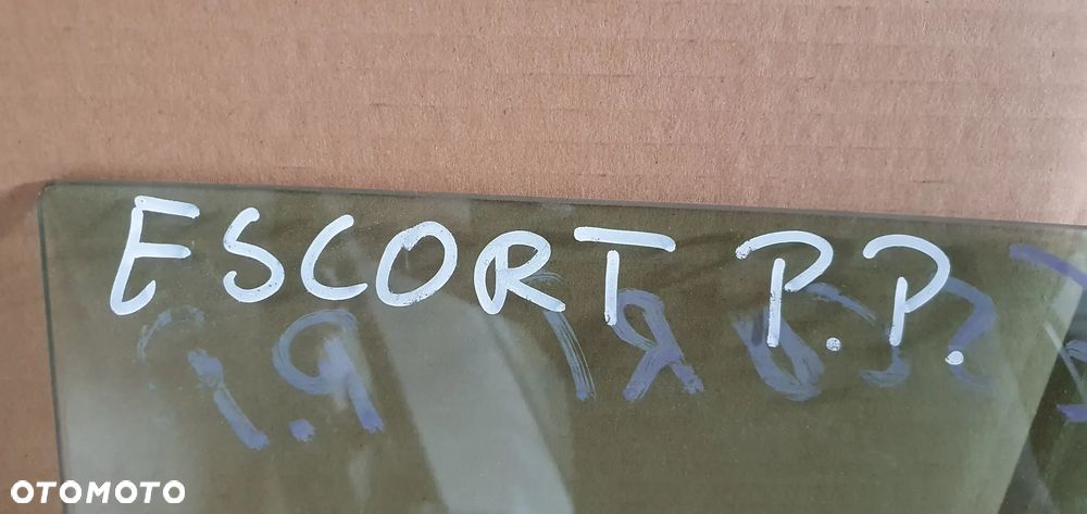 Szyba prawy przód przednia prawa Ford Escort MK7 Cabrio AS2 96r - 5
