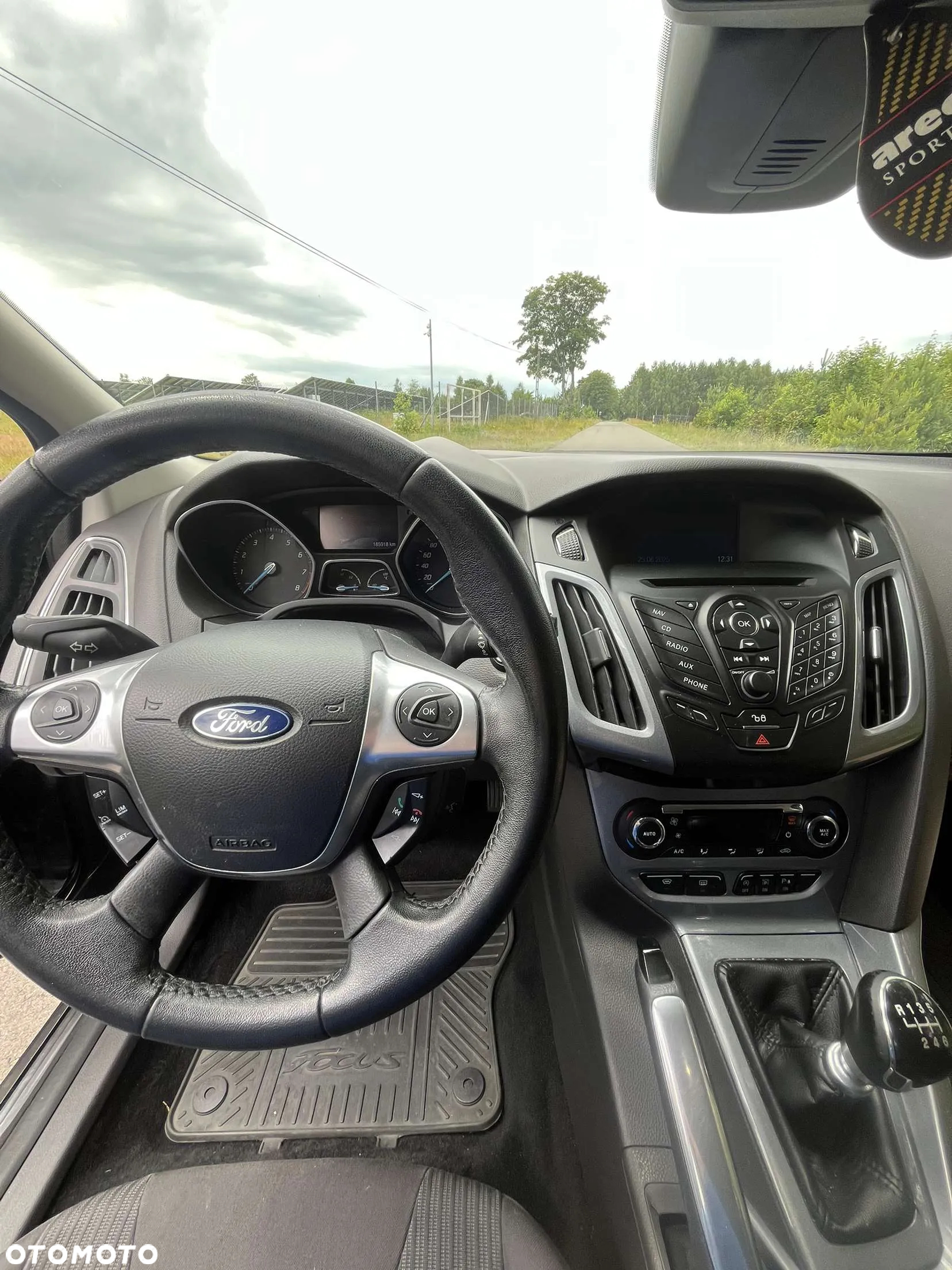 Ford Focus 1.6 EcoBoost Titanium - 9