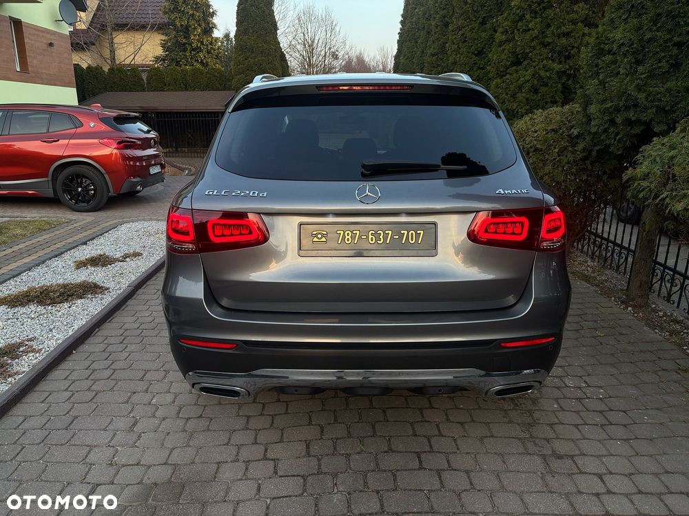 Mercedes-Benz GLC 220 d 4Matic 9G-TRONIC - 3