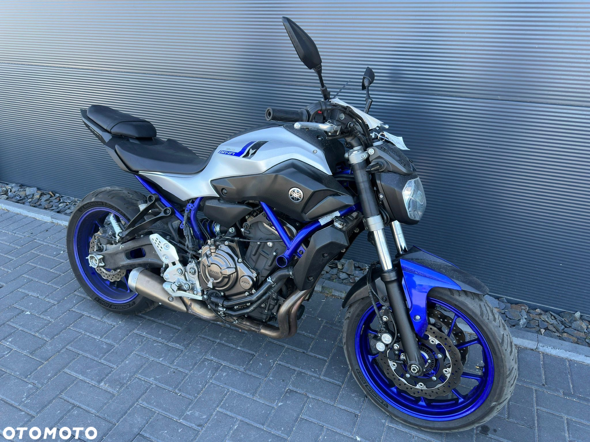 Yamaha MT - 6