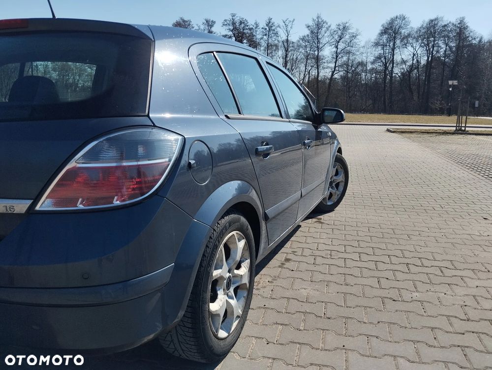 Opel Astra 1.6 Cosmo - 6