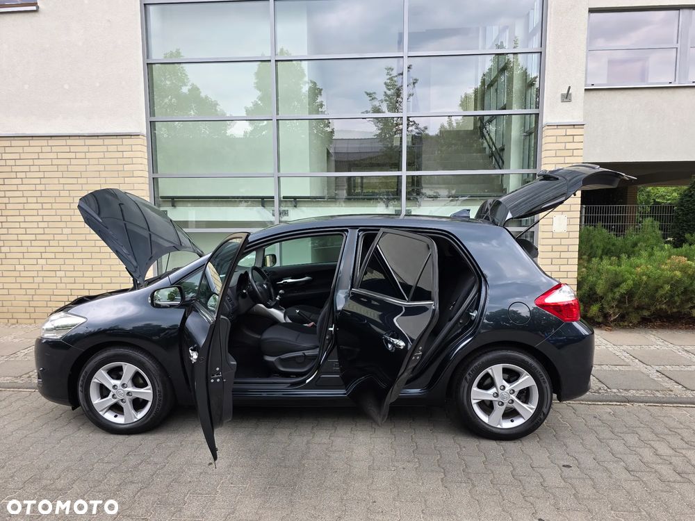 Toyota Auris 1.6 Valvematic START Edition - 10