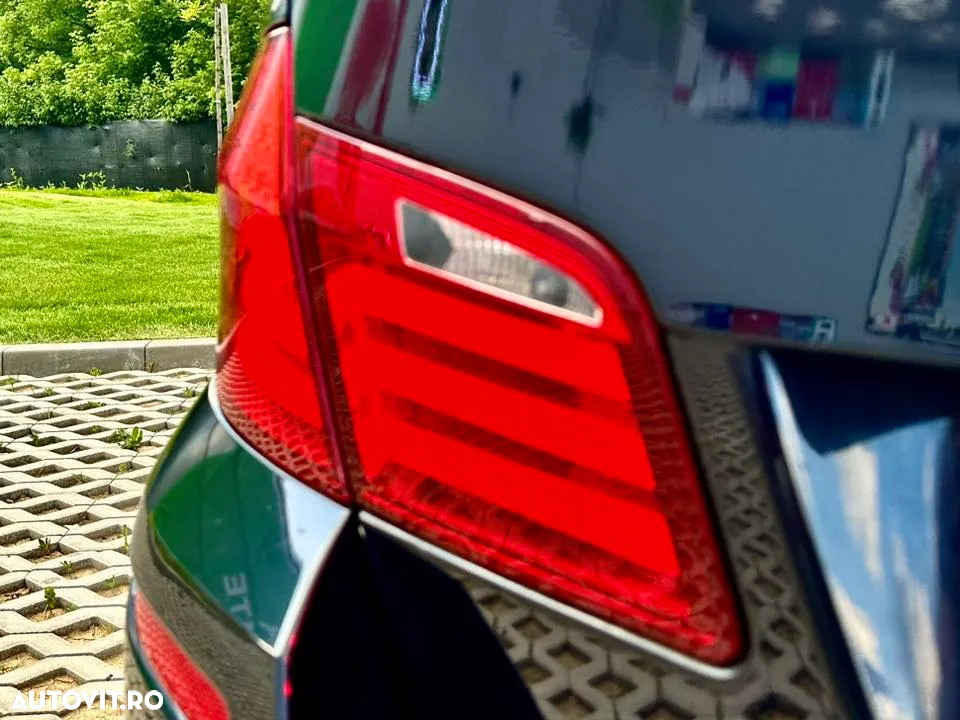 BMW Seria 5 520d - 12