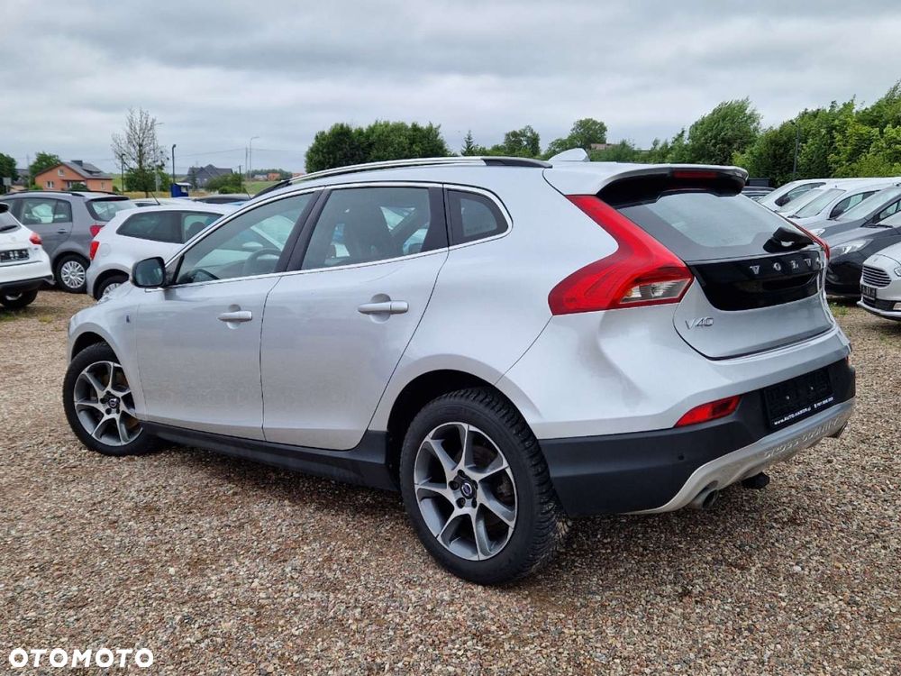 Volvo V40 Cross Country D3 Ocean Race - 4