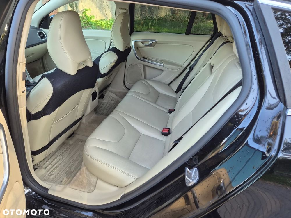 Volvo V60 D2 Geartronic - 7
