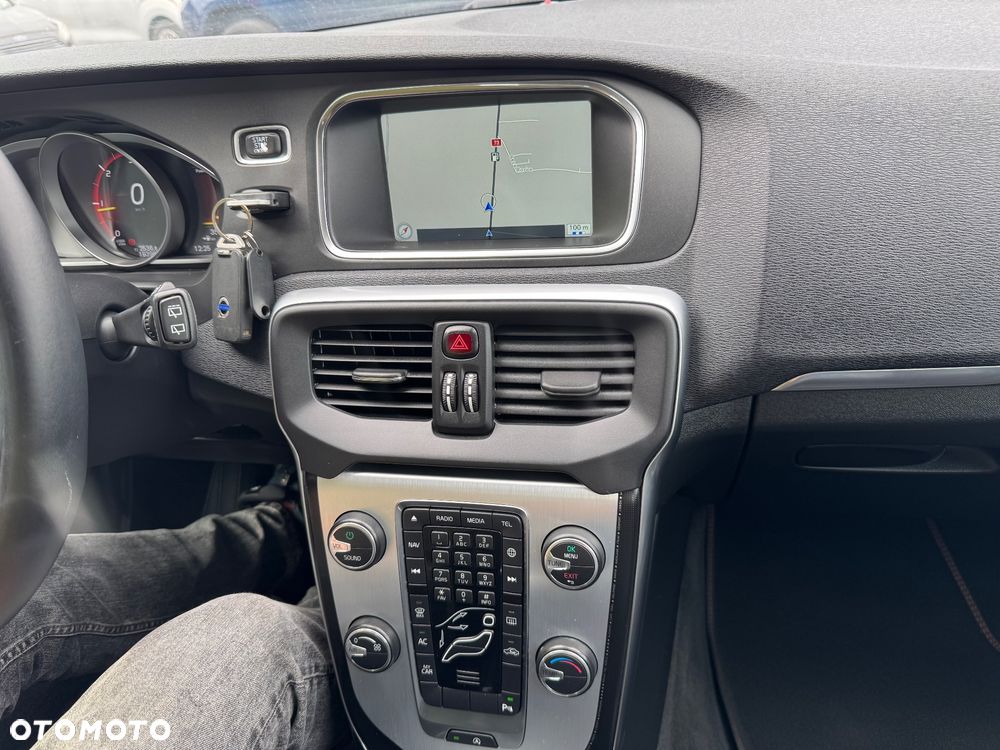 Volvo V40 D2 Drive-E Ocean Race - 21