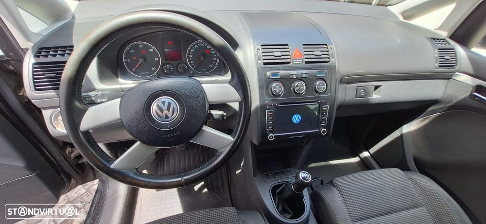 VW Touran 1.9 TDi Highline - 13