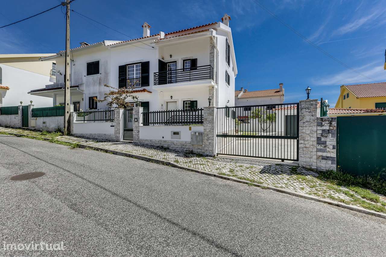 Fantástica Moradia T3+1 com 2 wc na Baratã, em Mem Martins, bem perto - Grande imagem: 4/25