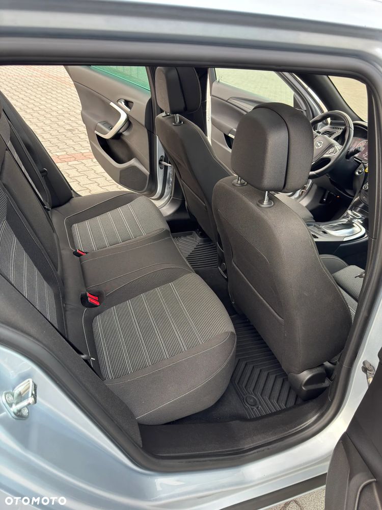 Opel Insignia 2.0 CDTI Sport - 16