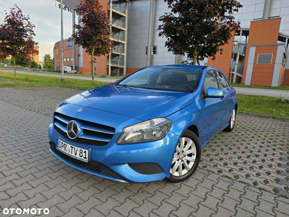 Mercedes-Benz Klasa A 180 BlueEfficiency Edition Style - 1