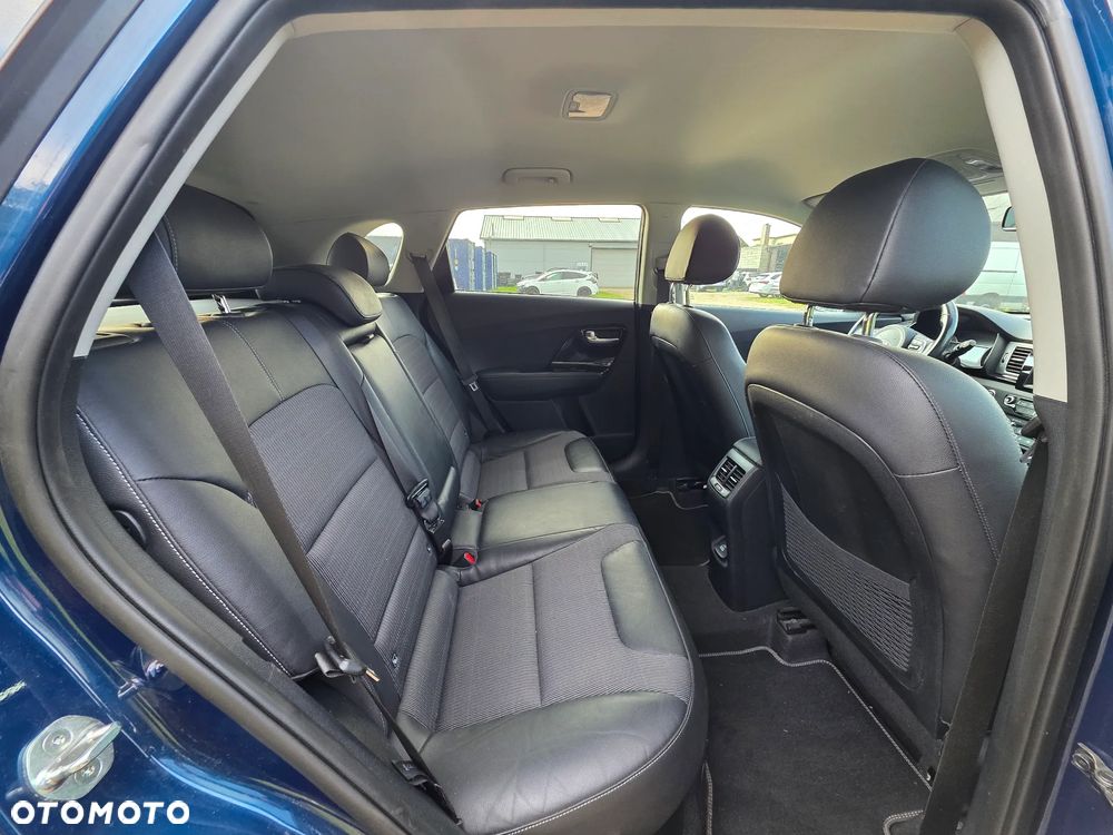 Kia Niro 1.6 GDI Hybrid M - 18