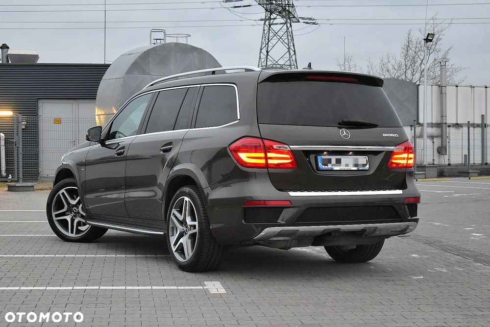 Mercedes-Benz GL - 6