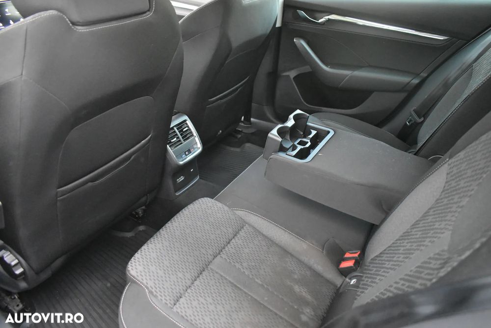 Skoda Octavia 2.0 TDI DSG 4X4 Style - 19