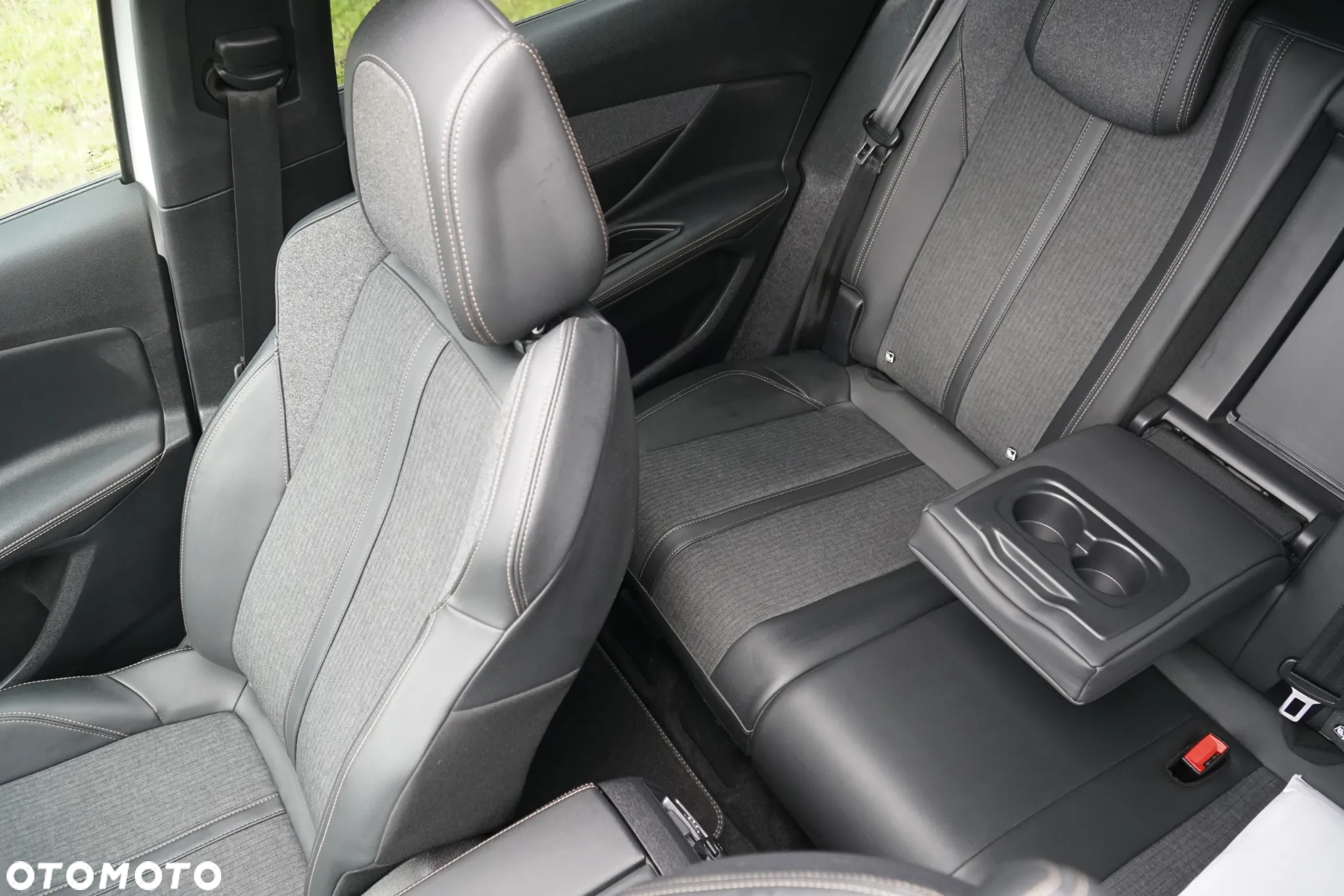 Peugeot 3008 1.5 BlueHDi Active Pack S&S - 18