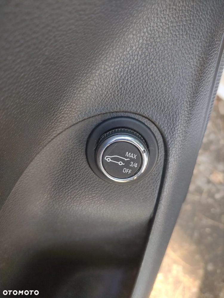 Opel Astra 1.6 D Start/Stop Business - 30