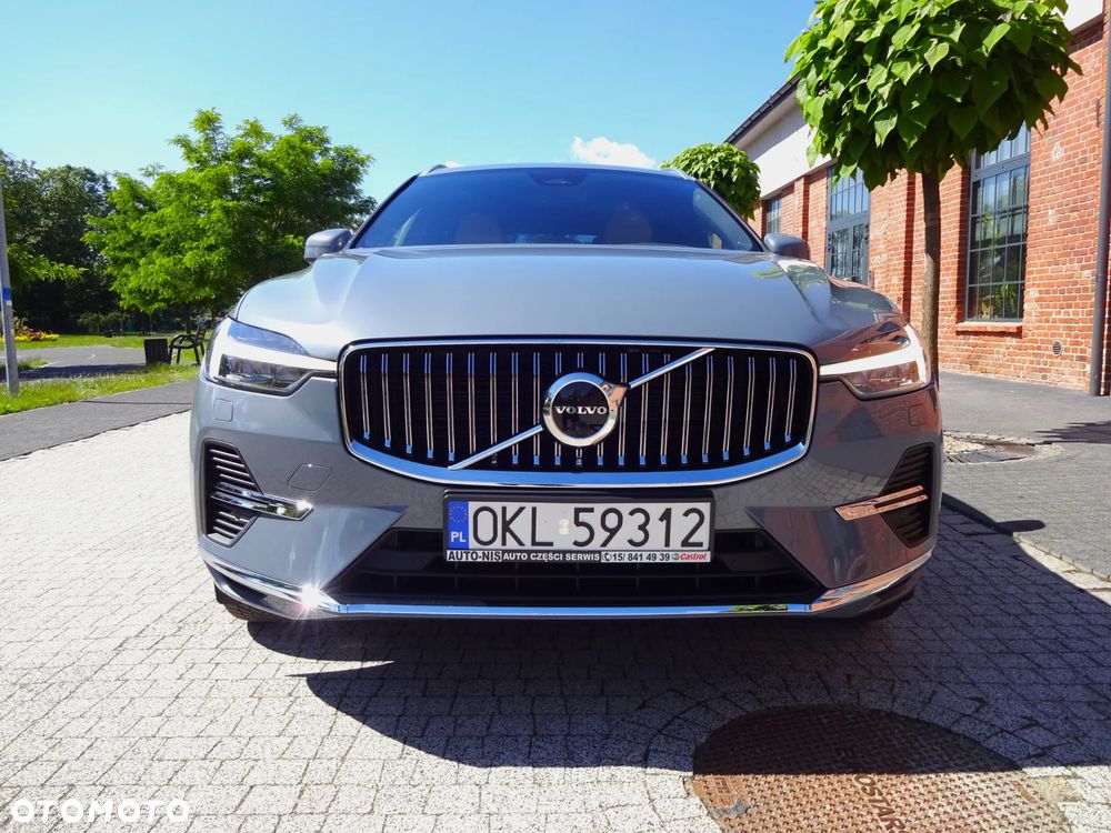 Volvo XC 60 T8 Plug-In Hybrid AWD Ultra Dark - 5