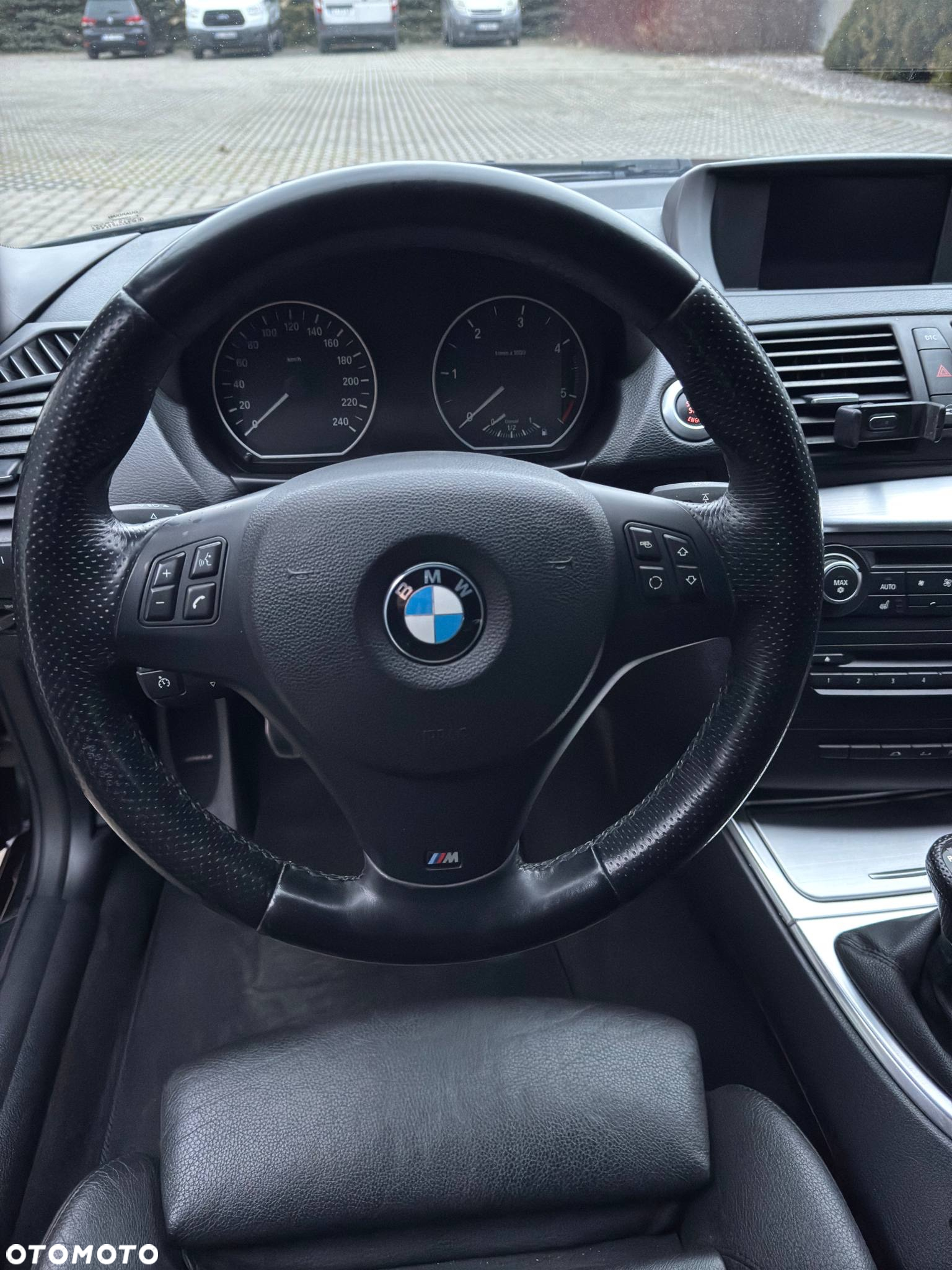 BMW Seria 1 118d DPF - 11