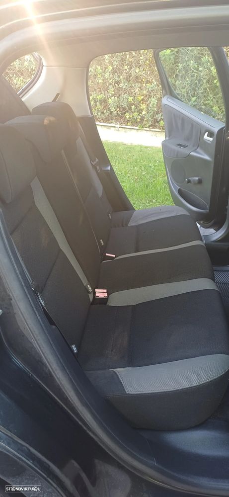 Peugeot 207 1.4 HDi Urban - 5