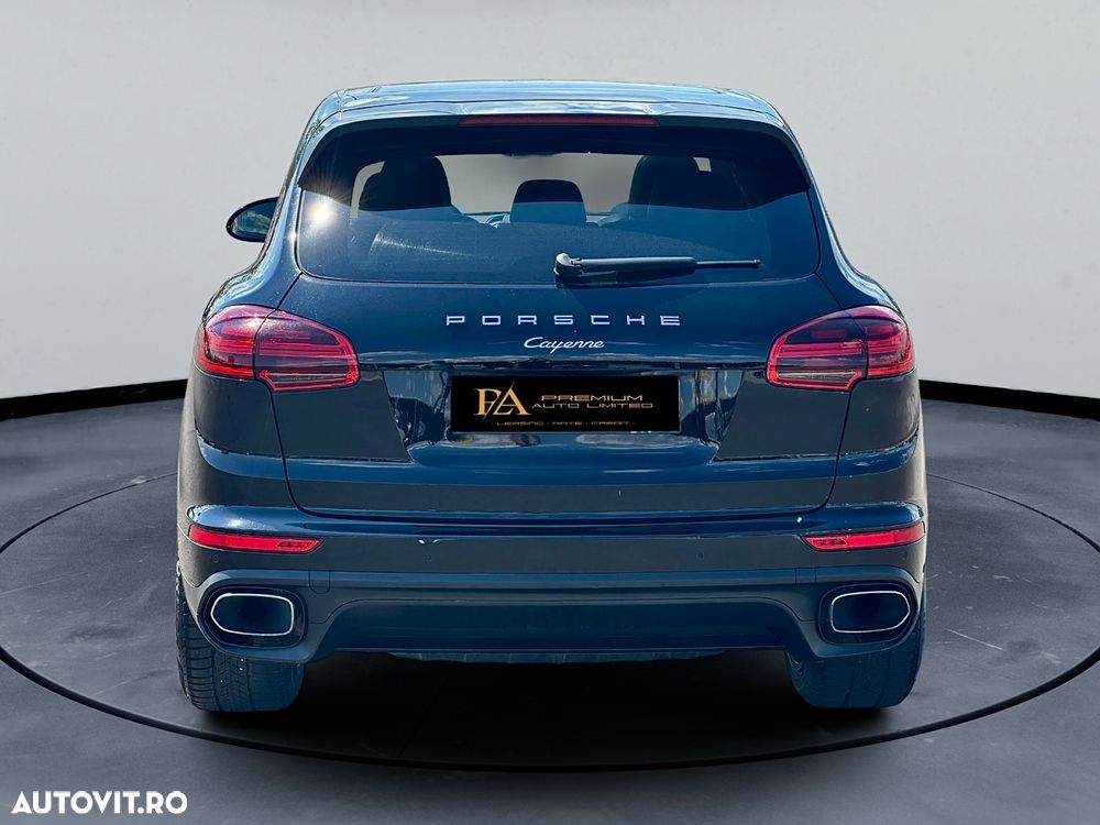 Porsche Cayenne Tiptronic S - 13