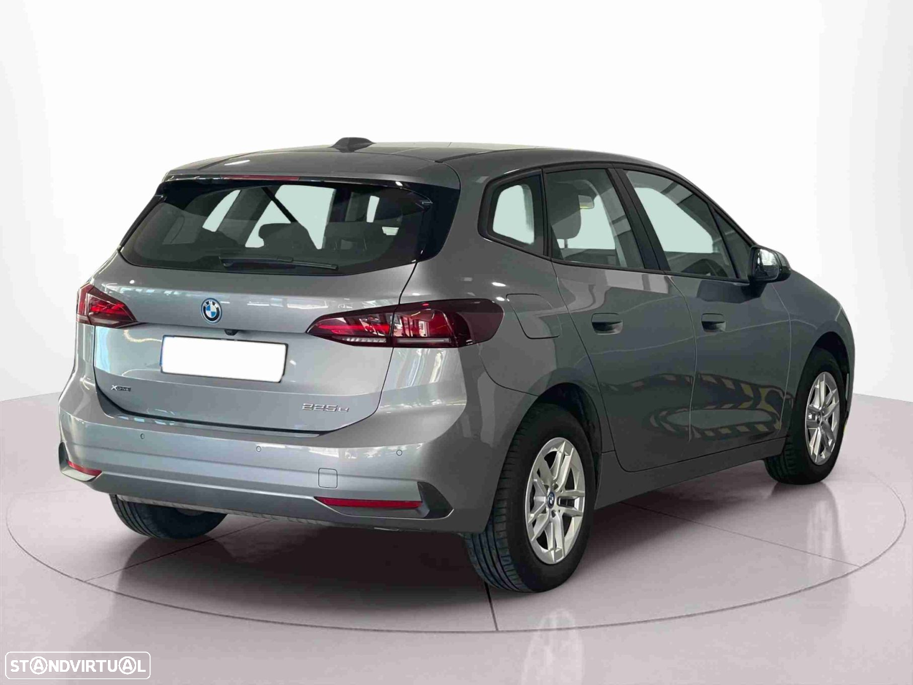 BMW 225xe Active Tourer - 3