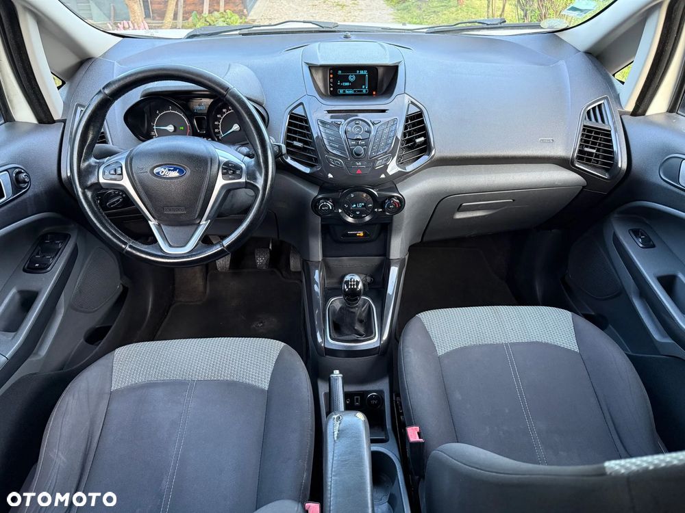 Ford EcoSport 1.5 TDCi TITANIUM - 14