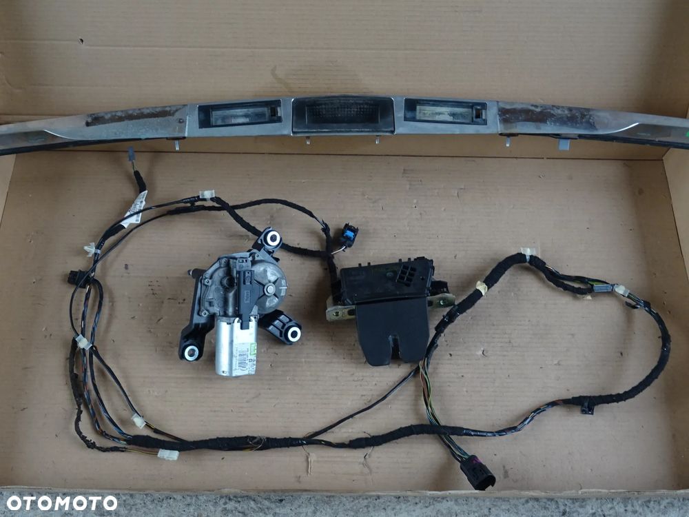 WIĄZKA PRZEWODY KABLE INSTALACJA KLAPY TYŁ TYLNEJ OPEL ZAFIRA B - 3