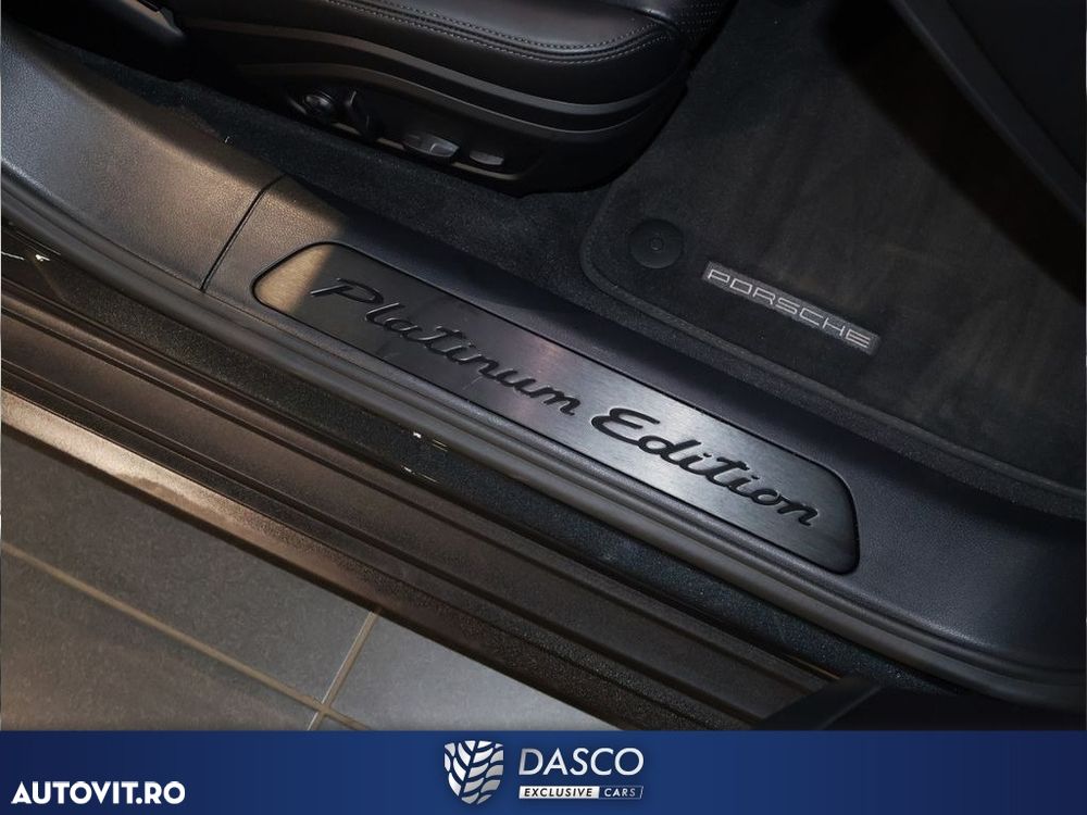 Porsche Panamera 4 E-Hybrid Platinum Edition - 10