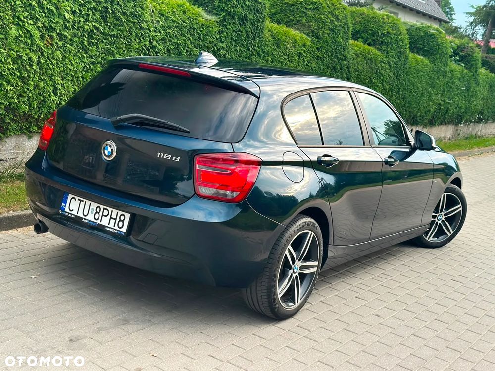 BMW Seria 1 118d Sport Line - 7