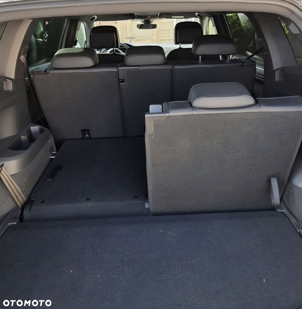 Volkswagen Tiguan Allspace - 5