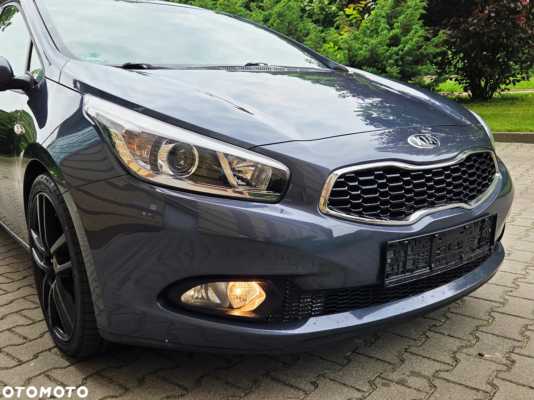 Kia Ceed - 16