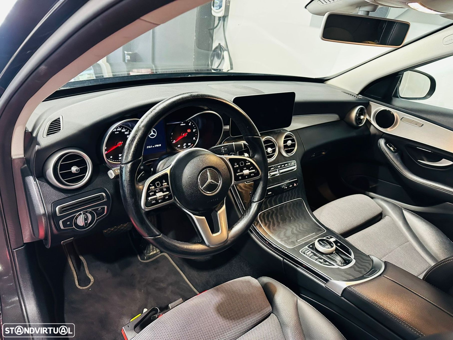 Mercedes-Benz C 180 - 29